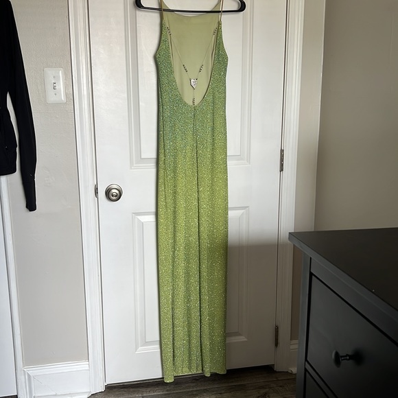 Prom/Formal Gown - Picture 5 of 7